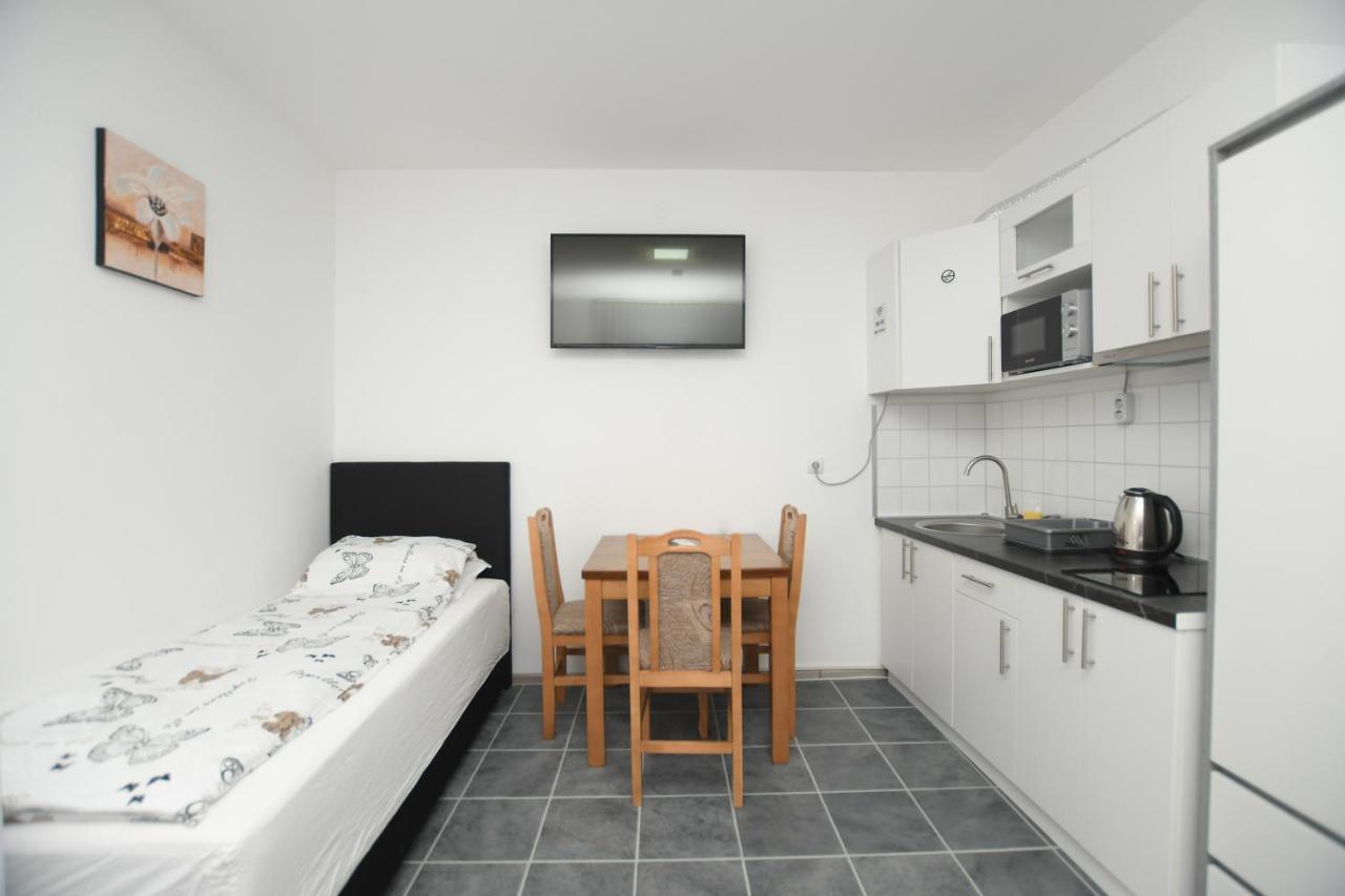 Relax Apartmani Kladovo Exterior photo